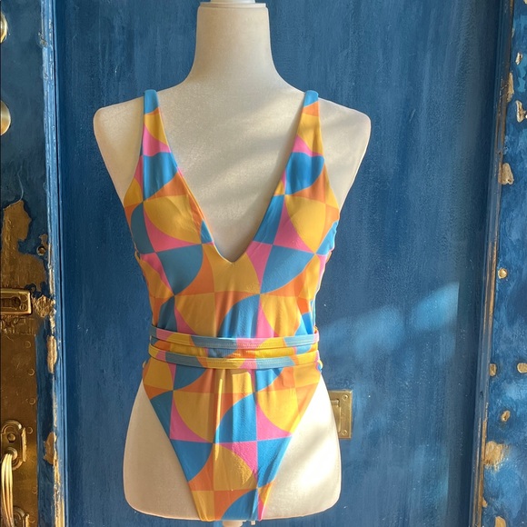 Polyester Colorful Geometric Swimsuit - Picture 1 of 5